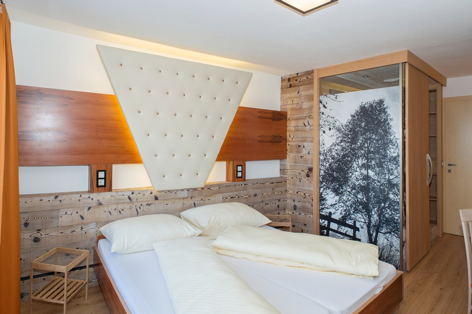 Doppelbett Schlafraum 2